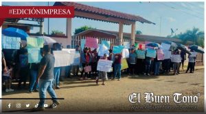 Padres exigen director escolar; para primaria de Tezonapa