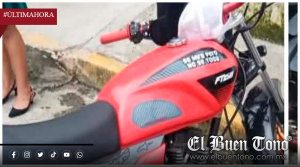 ARROLLA A UN NIÑO Y HUYE; DEJA ABANDONADA SU MOTOCICLETA