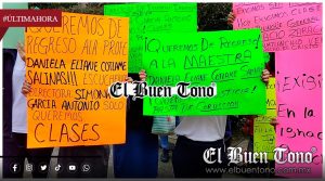 Padres de familia de Ixhuatlancillo exigen docente para quinto grado; acusan al delegado de la SEV de evadirlos