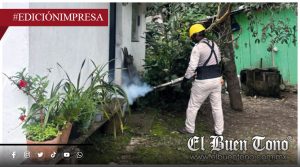 Fumigan casas y escuelas en Atoyac; atacan puntos de riesgo