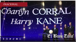 Sheinbaum felicita a Charlyn Corral por ser la mejor delantera del mundo