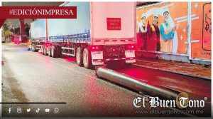 Se lleva poste y semáforo; en la colonia Rafael Alvarado