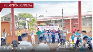 Edil Aguilar refuerza prevención del dengue; supervisa eliminación de criaderos